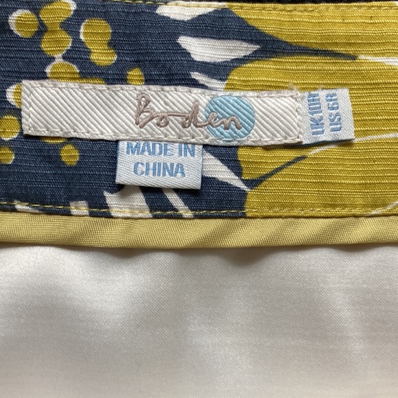 Boden size 6 pocketed floral skirt - Picture 2 of 5